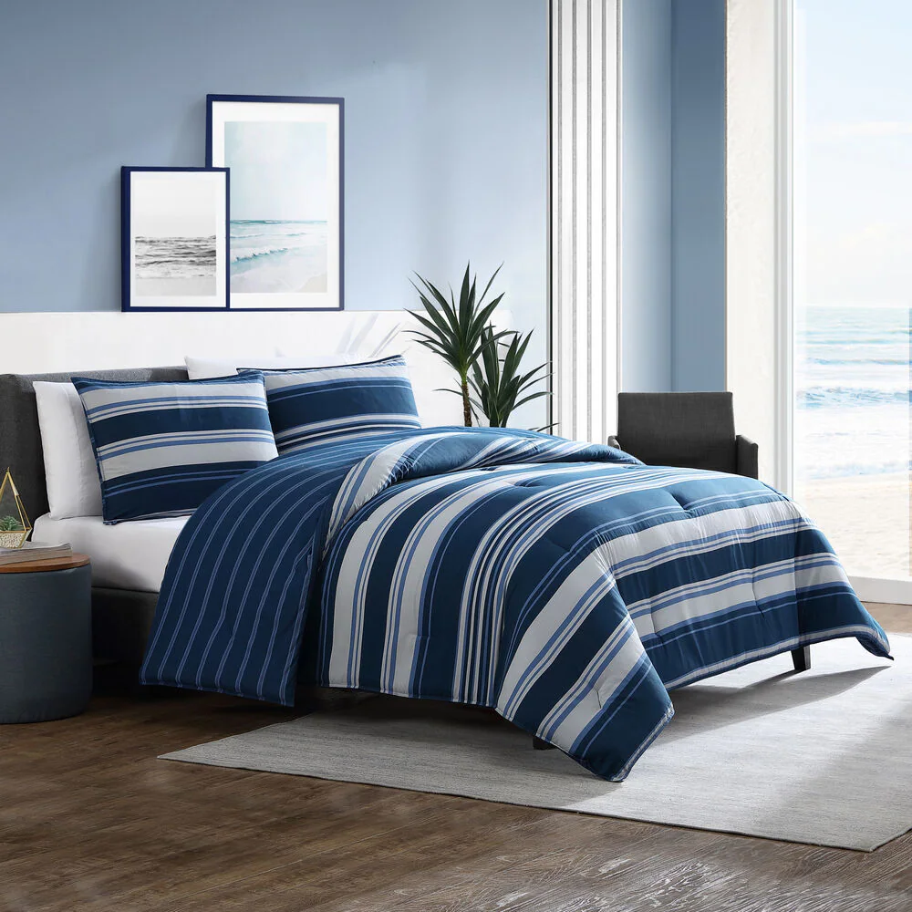 LAKEVIEW KING REVERSIBLE COMFORTER AND SHAM SET 1 LAKEVIEW KING REVERSIBLE COMFORTER AND SHAM SET