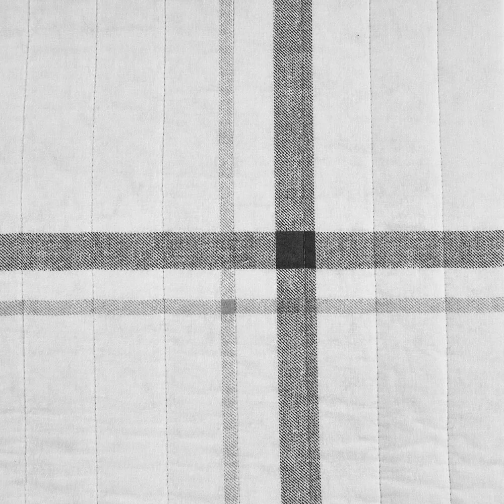 FLEETVILLE FULL/QUEEN QUILT AND SHAM SET 3 FLEETVILLE FULL/QUEEN QUILT AND SHAM SET