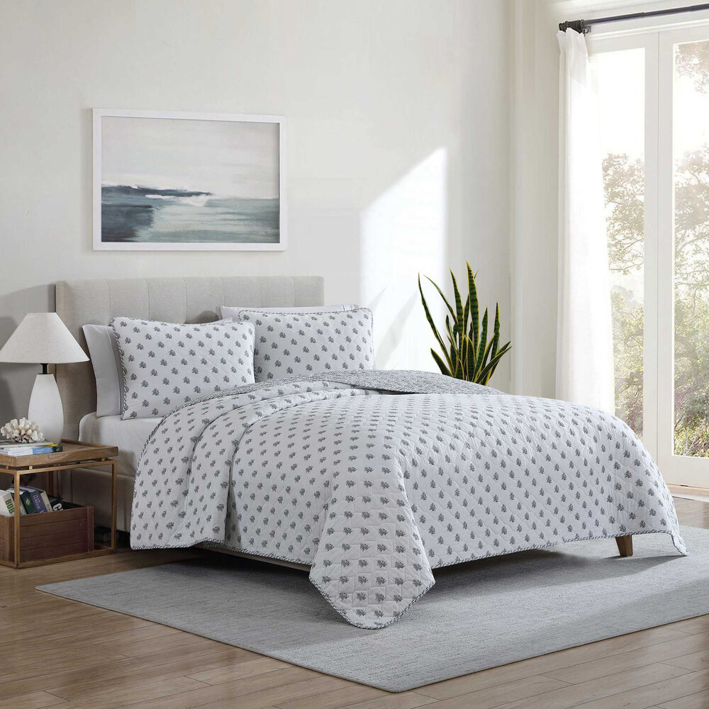 Coral Beach White King Quilt-Sham Set