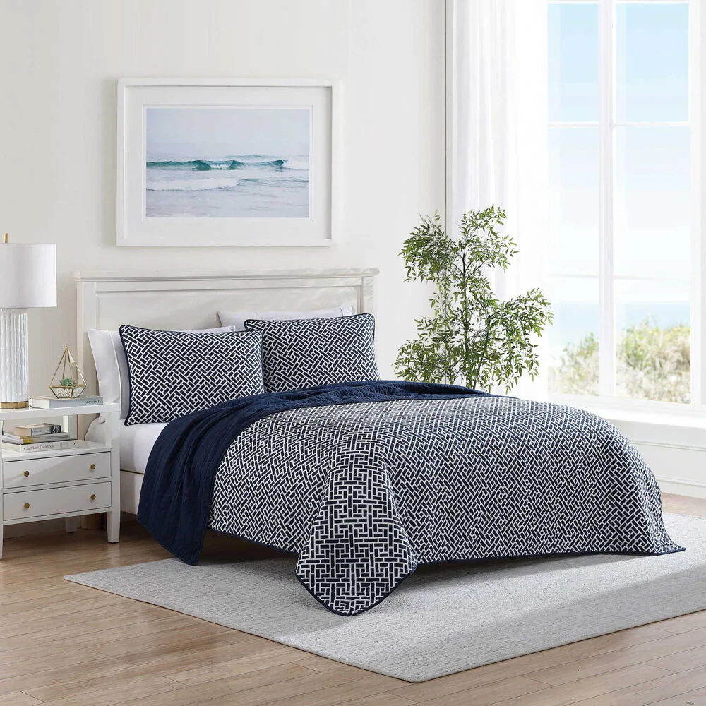 Lockridge Navy Twin Quilt-Sham Set 1 Lockridge Navy Twin Quilt-Sham Set