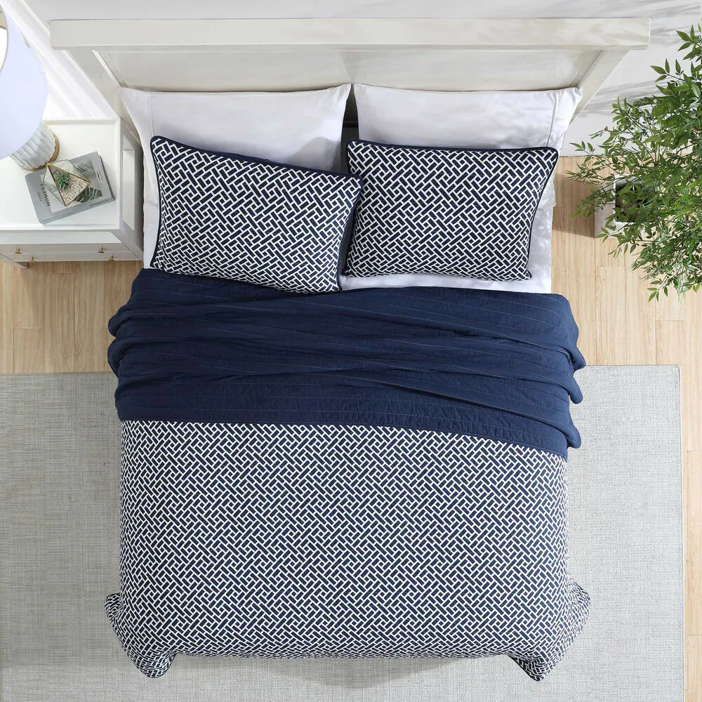 Lockridge Navy Twin Quilt-Sham Set 3 Lockridge Navy Twin Quilt-Sham Set