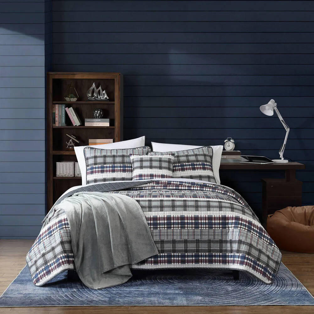 Marina Cove Grey King Reversible Quilt & Sham Bonus Set 5 Marina Cove Grey King Reversible Quilt & Sham Bonus Set