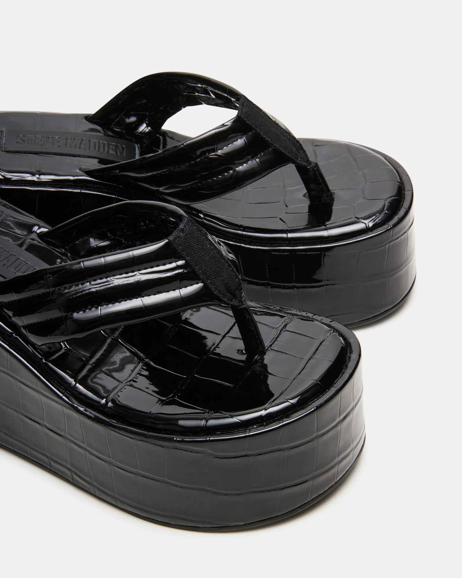 Escapism Black Crocodile 3 Escapism Black Crocodile