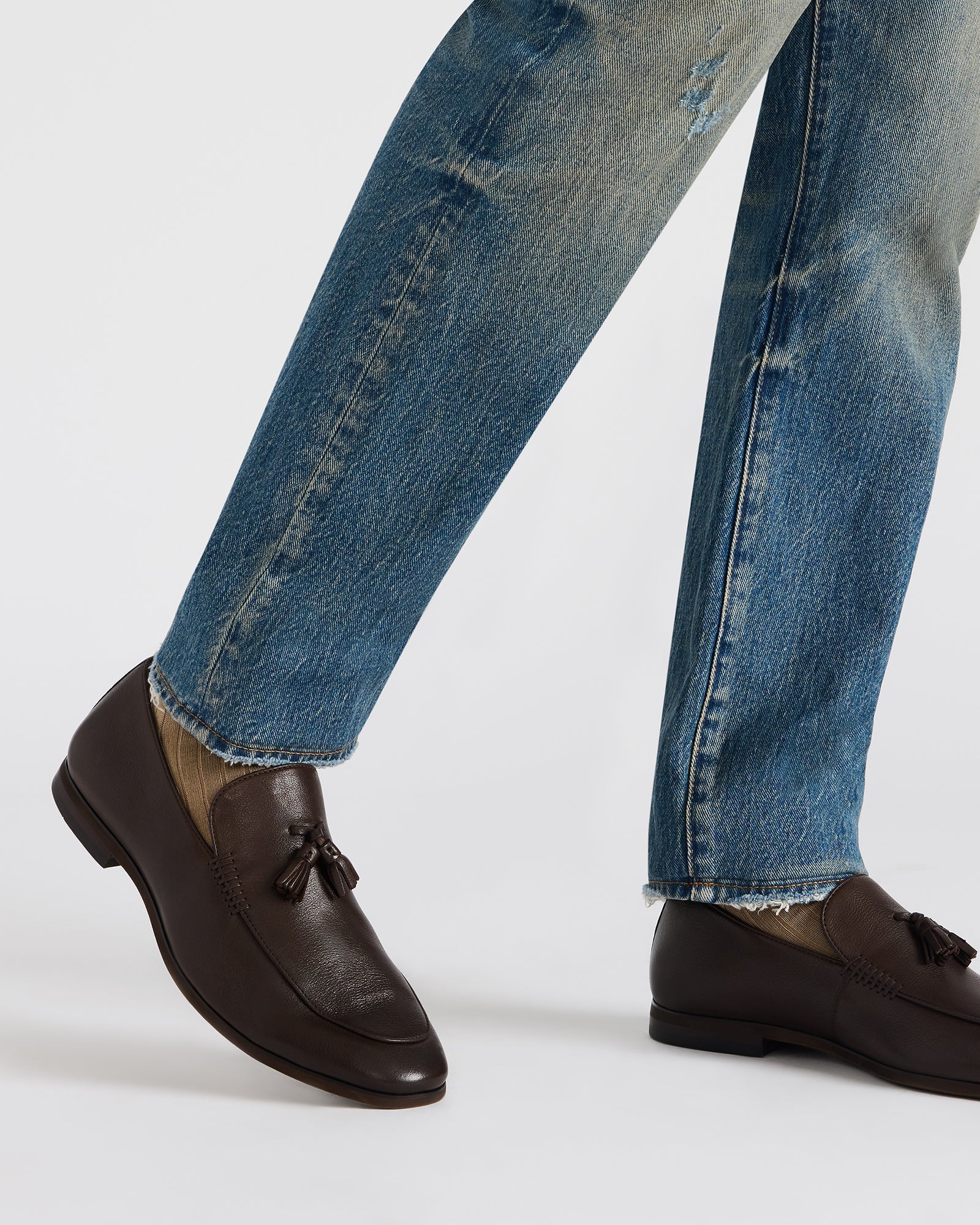 Ondre Brown Leather 2 Ondre Brown Leather