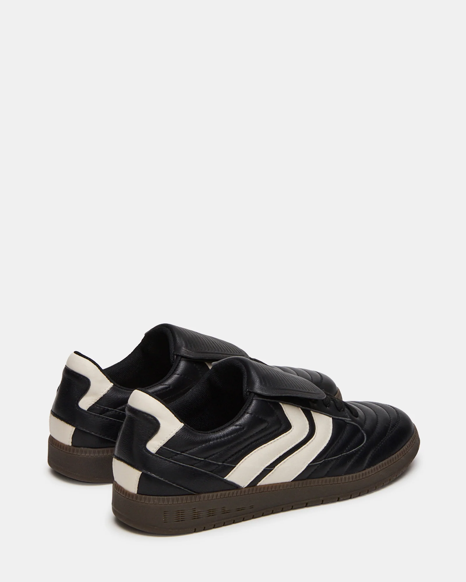 Janos Black Leather 6 Janos Black Leather