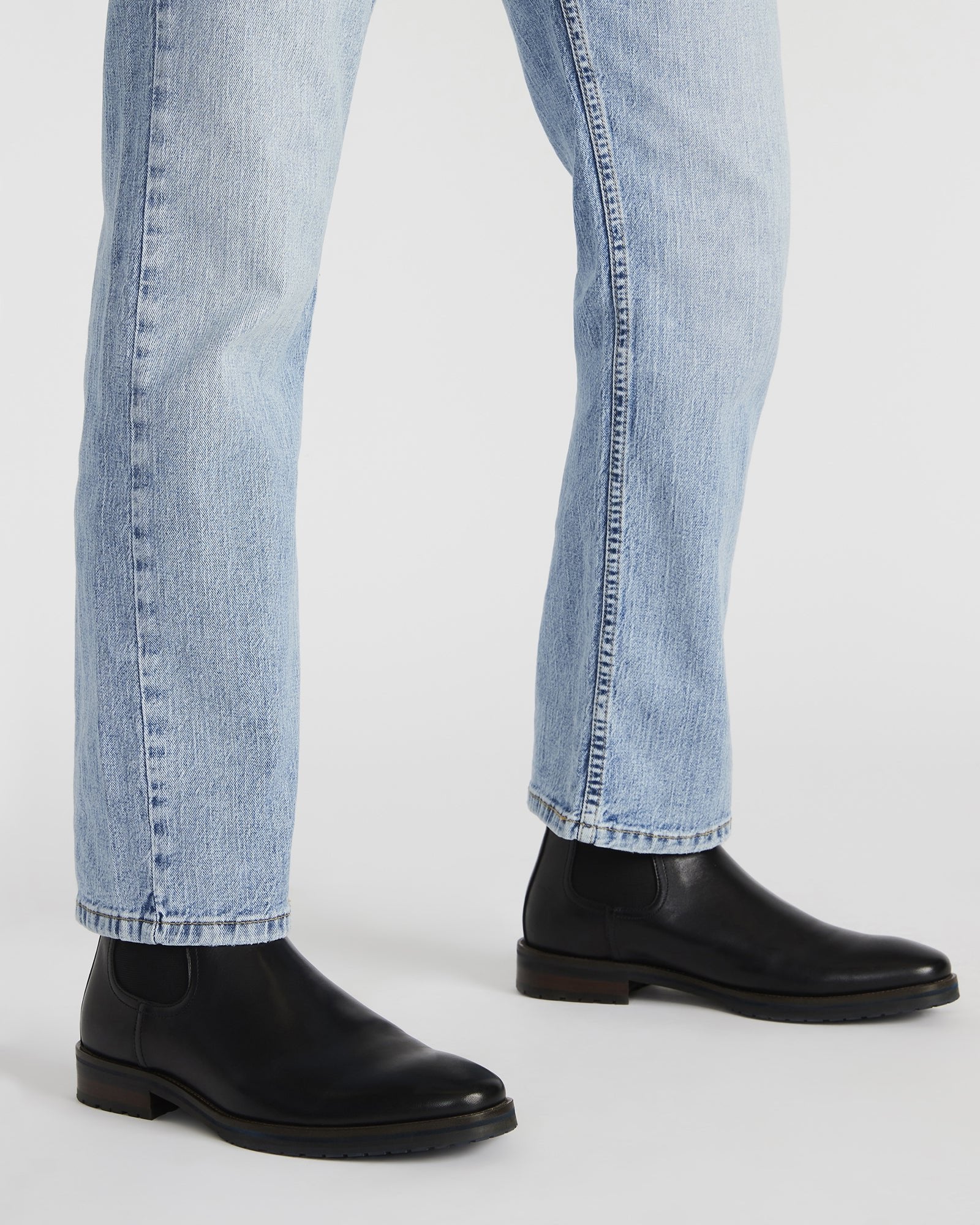 Syre Black Leather 2 Syre Black Leather
