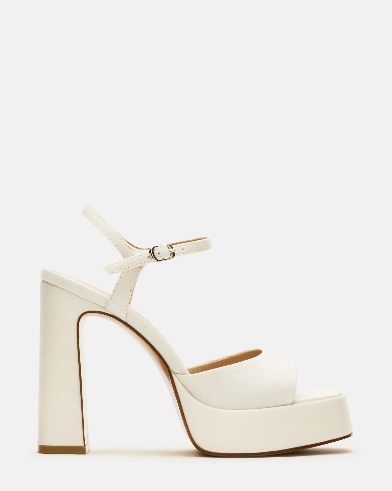 Liandra Ivory Satin 1 Liandra Ivory Satin