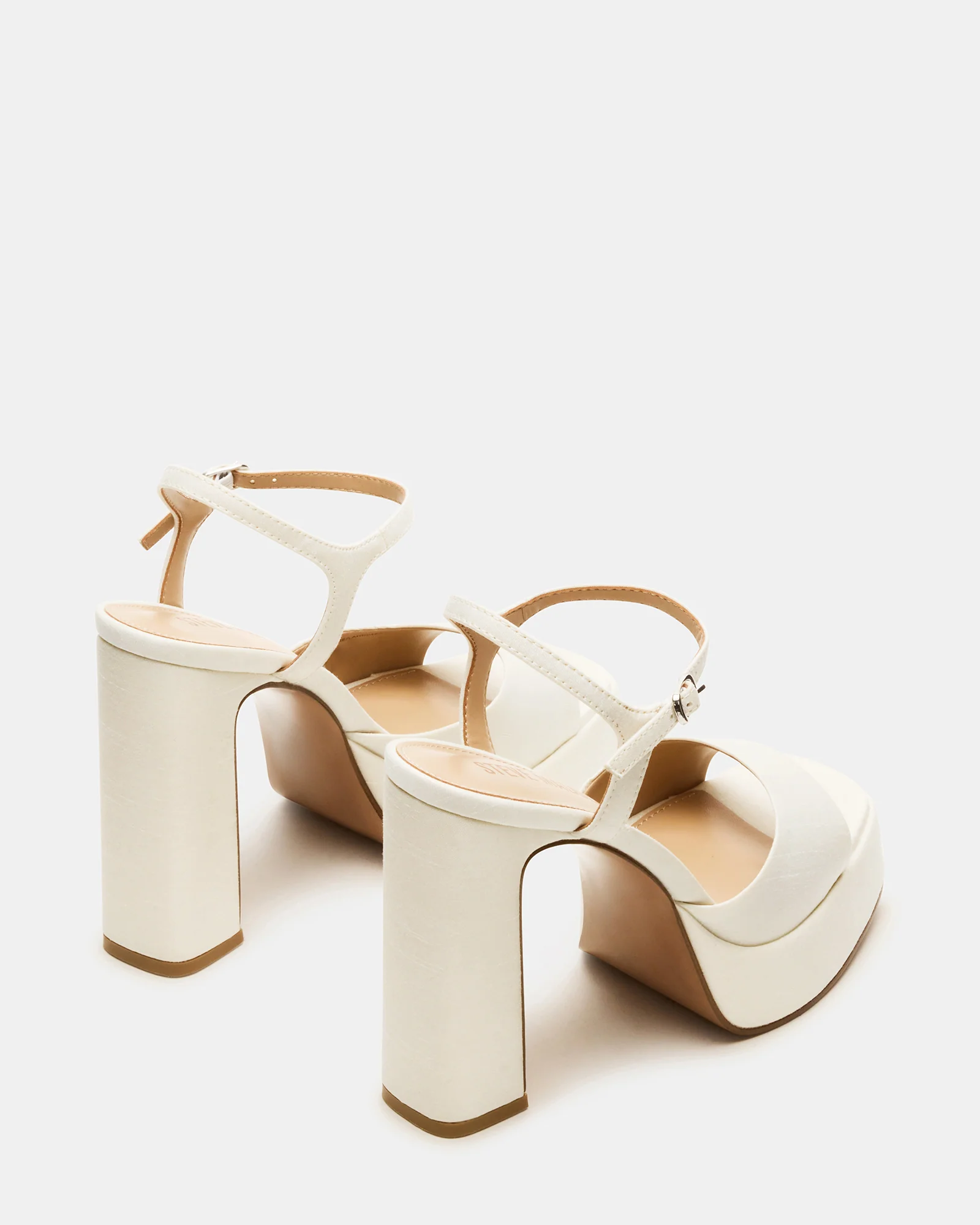 Liandra Ivory Satin 6 Liandra Ivory Satin