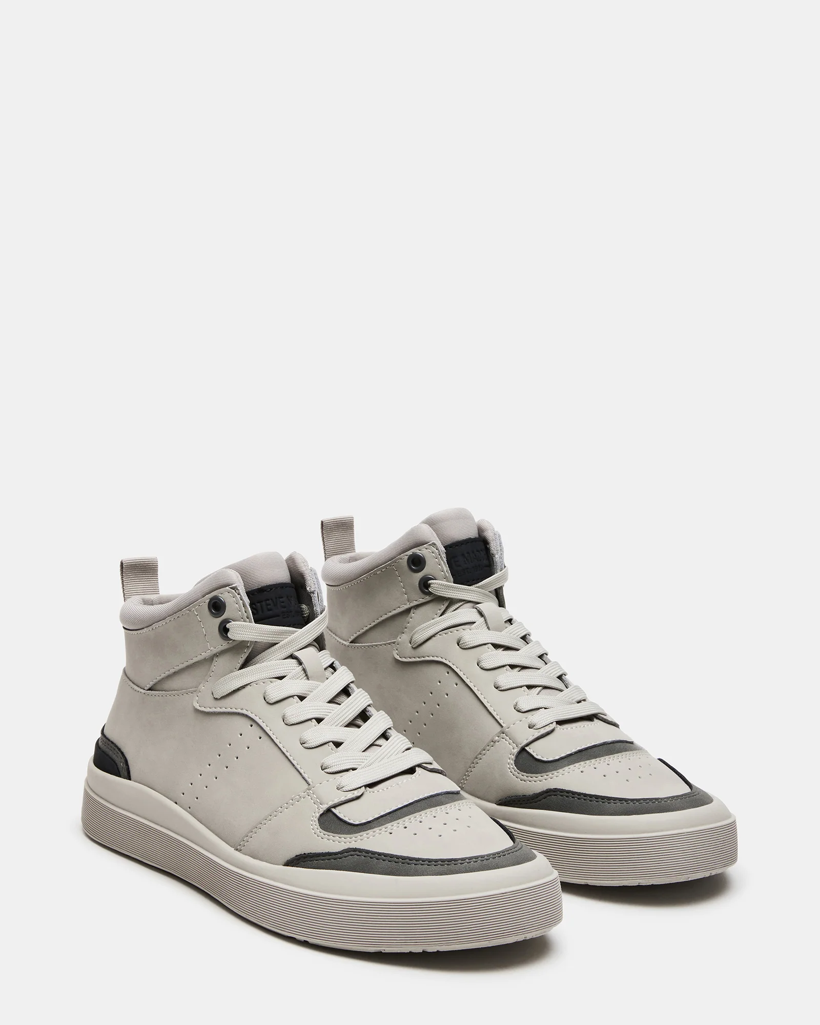 Derick Light Grey 2 Derick Light Grey