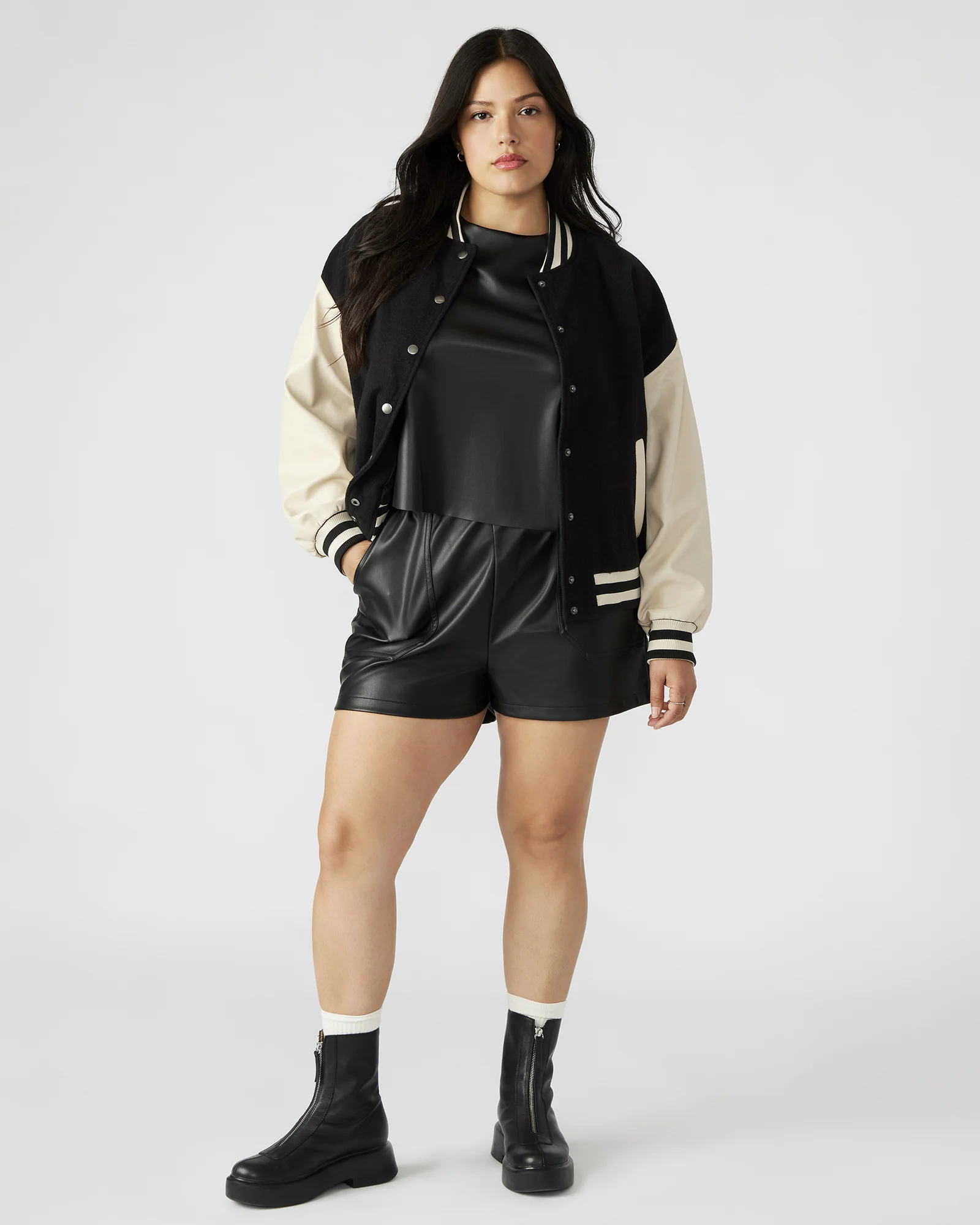 Faux The Record Short Black 2 Faux The Record Short Black