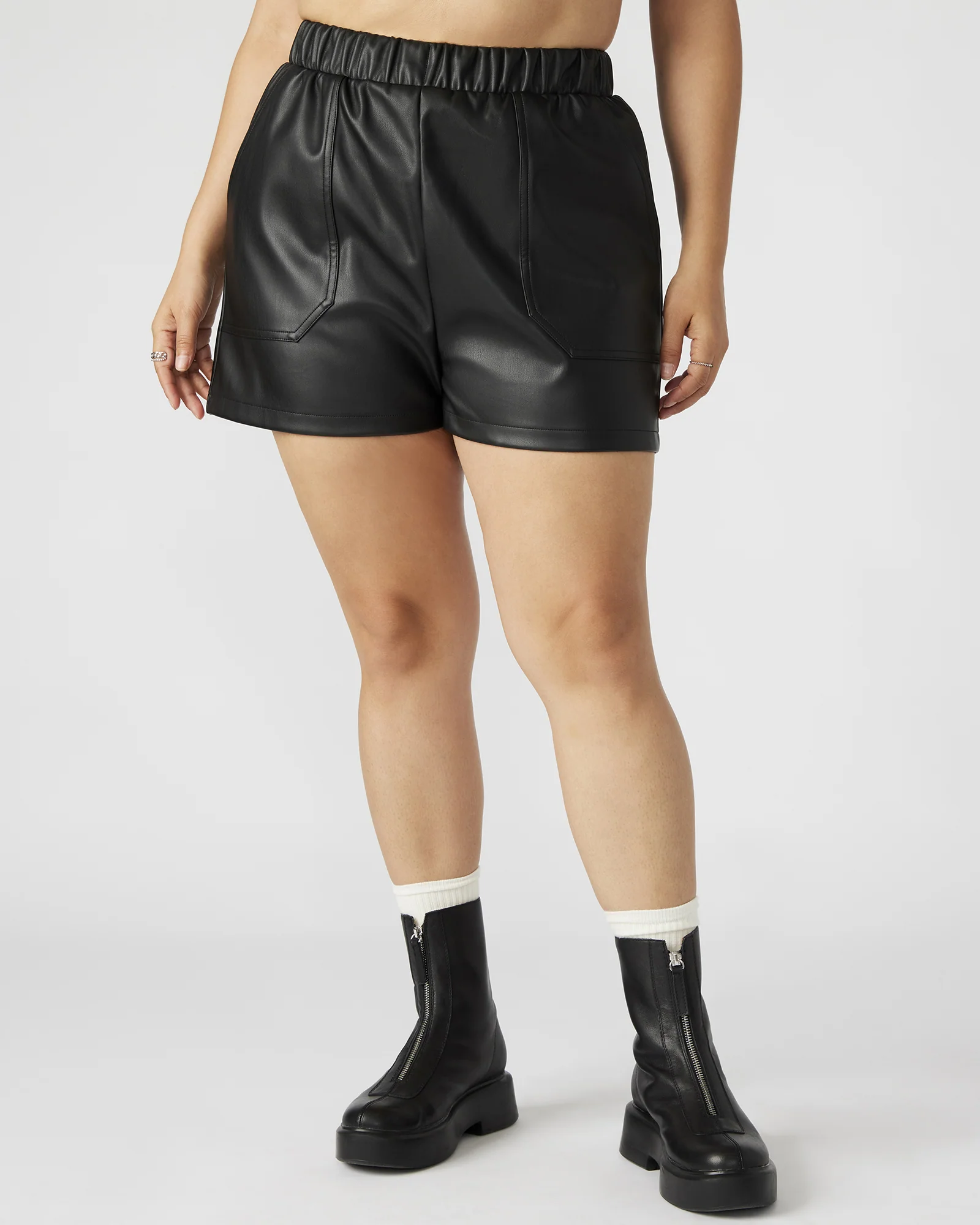 Faux The Record Short Black 3 Faux The Record Short Black