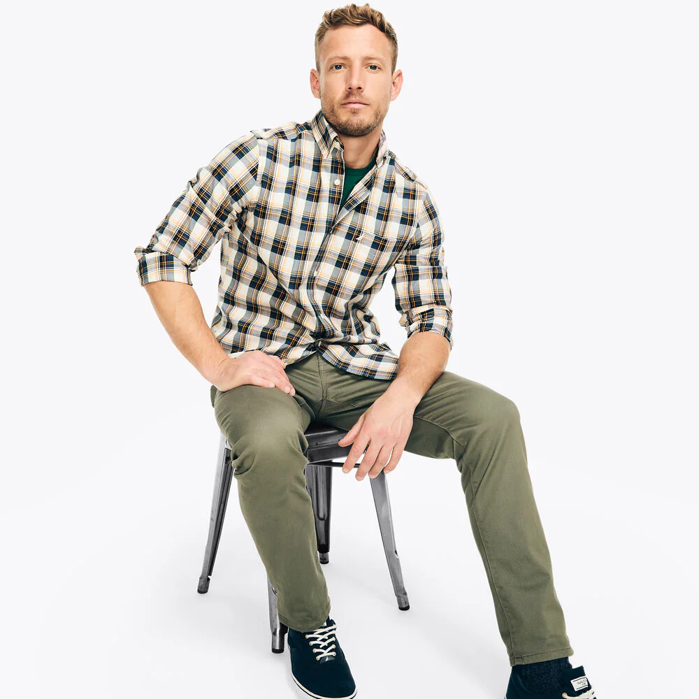 Classic Fit Wrinkle-Resistant Plaid Shirt 3 Classic Fit Wrinkle-Resistant Plaid Shirt